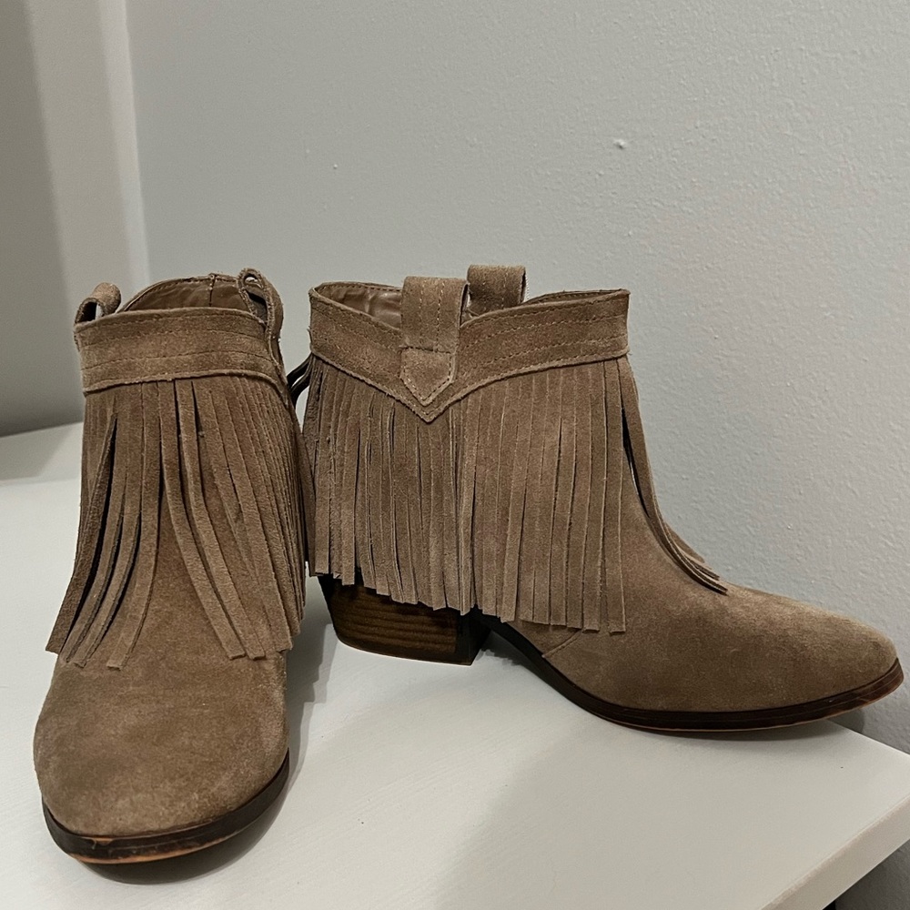 RESTRICTED SUEDE FRINGE BOOTIES